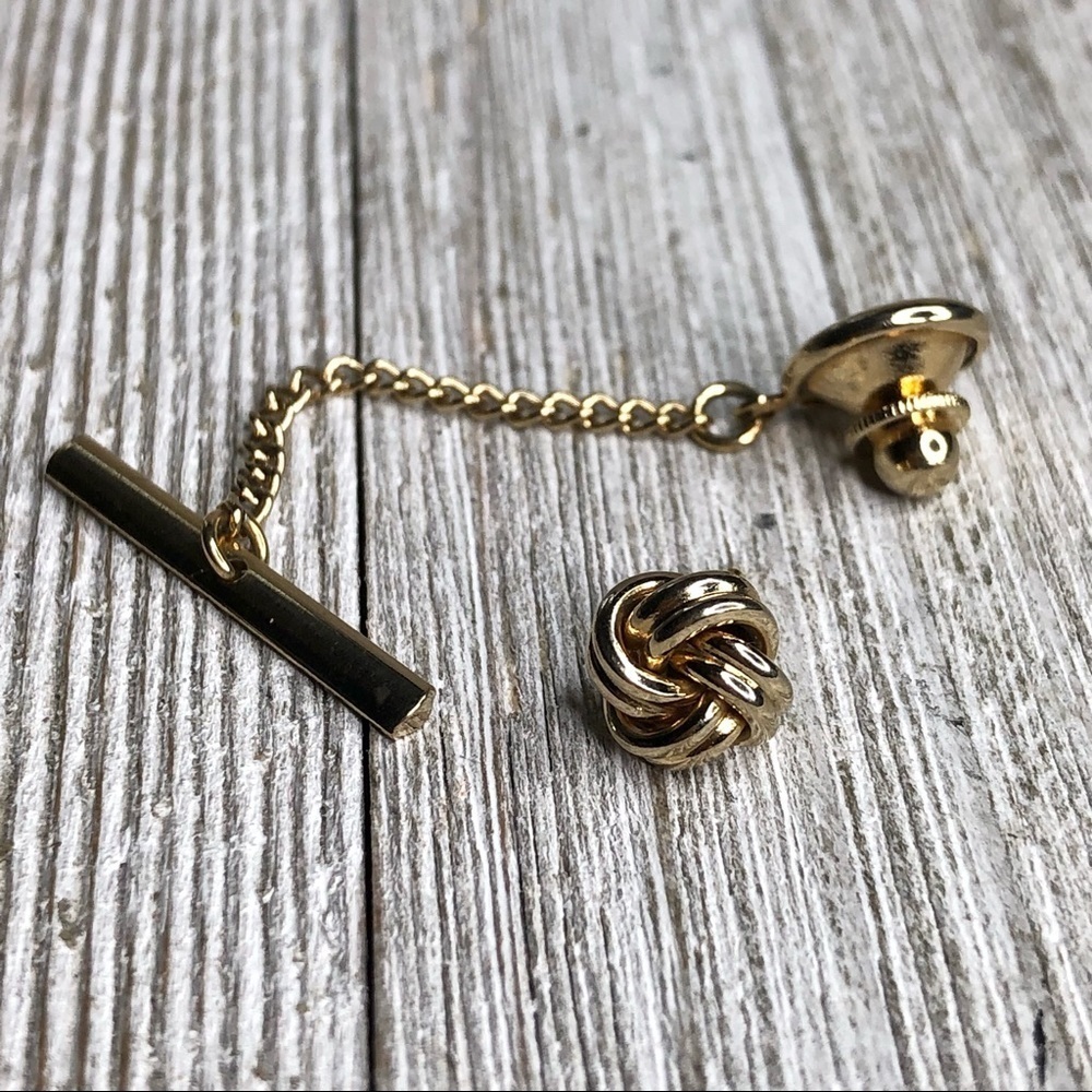 Vintage Gold Small Knot Tie Tack